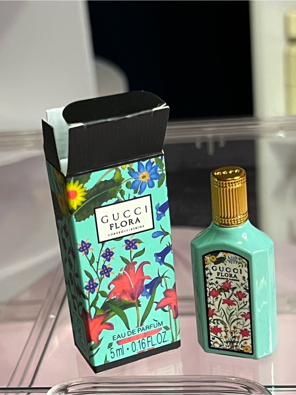 Gucci Flora Perfume Miniatura - Picture 4 of 11